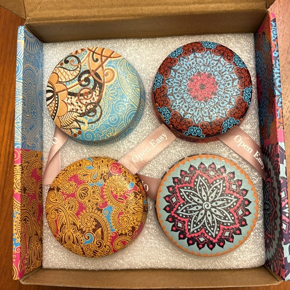 Set of 4 scented candles - Picture 3 of 3